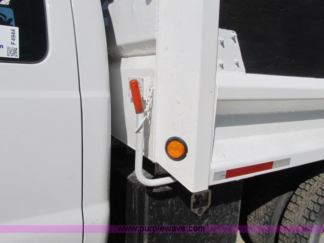 image for item F4944 2008 Ford F550 SuperCab dump bed truck