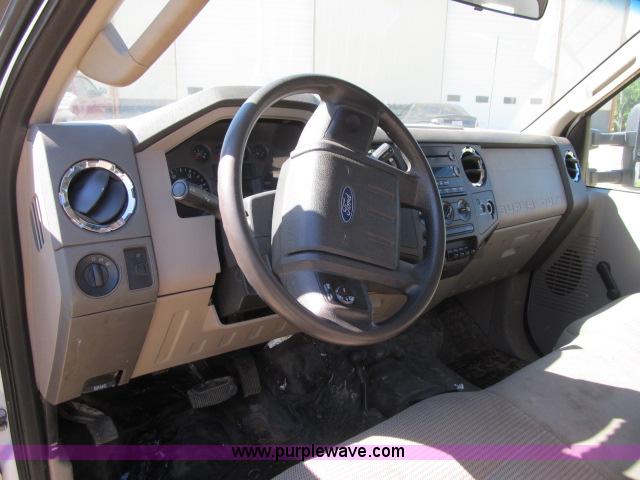 image for item F4944 2008 Ford F550 SuperCab dump bed truck