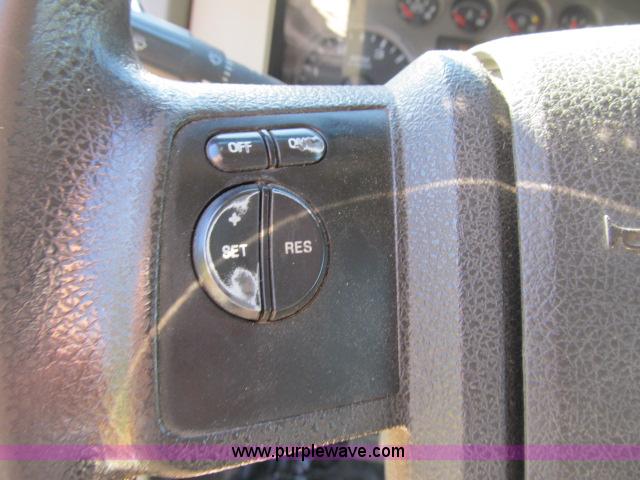 image for item F4944 2008 Ford F550 SuperCab dump bed truck