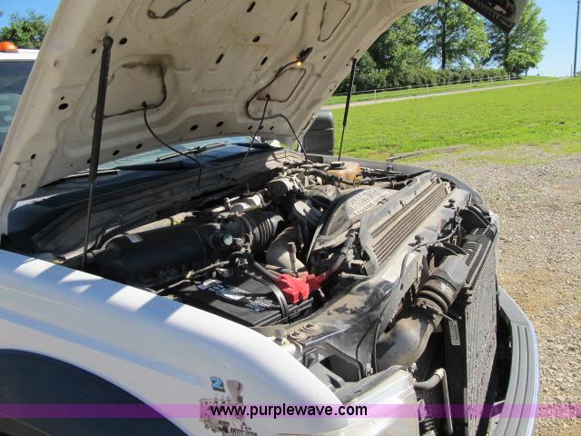 image for item F4944 2008 Ford F550 SuperCab dump bed truck