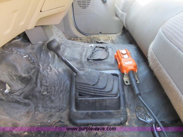 image for item F4944 2008 Ford F550 SuperCab dump bed truck