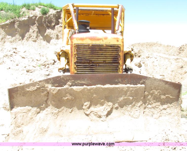 image for item F7414 1966 Allis Chalmers HD16 dozer