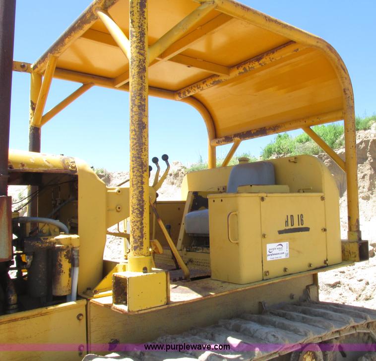 image for item F7414 1966 Allis Chalmers HD16 dozer