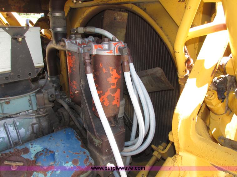 image for item F7414 1966 Allis Chalmers HD16 dozer