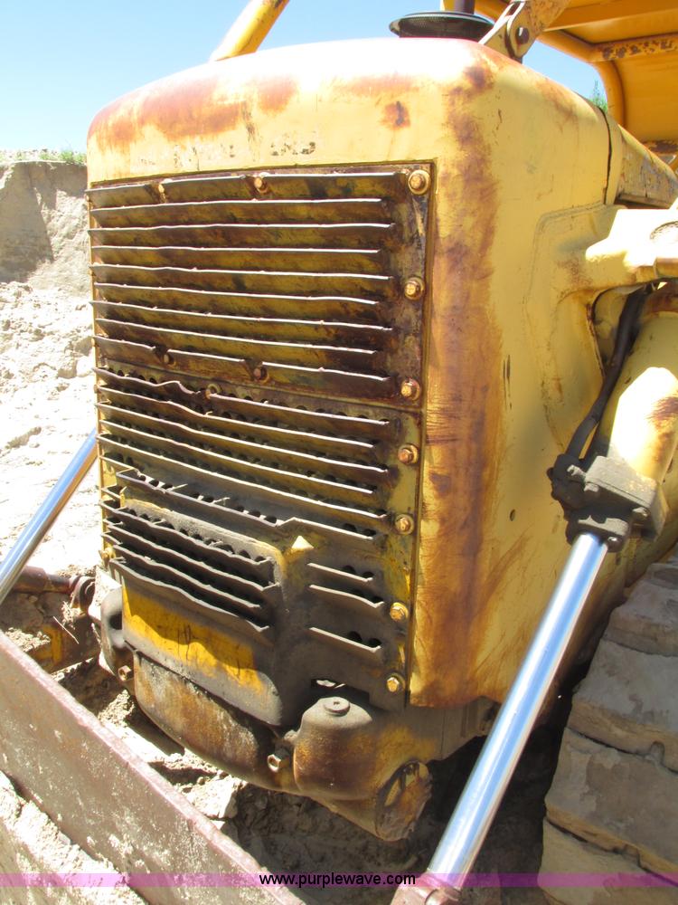 image for item F7414 1966 Allis Chalmers HD16 dozer