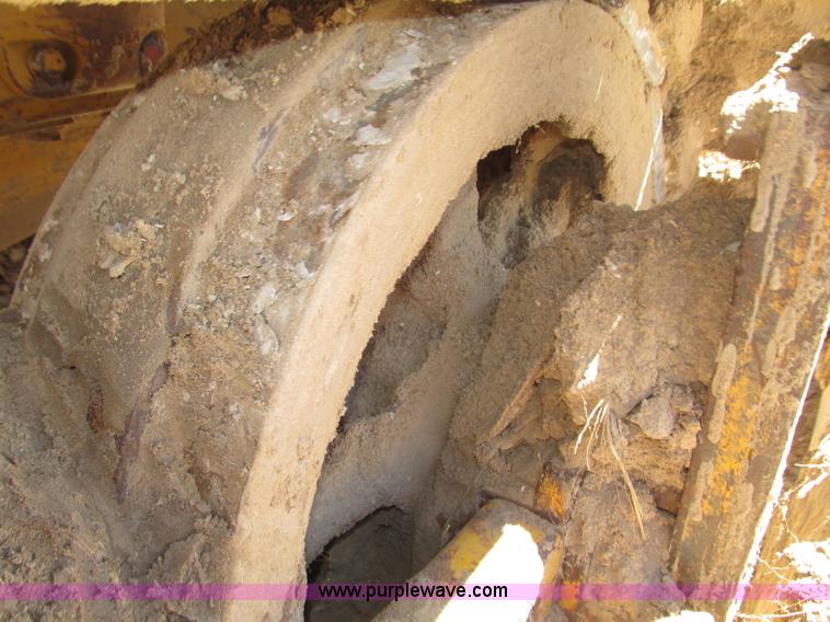 image for item F7414 1966 Allis Chalmers HD16 dozer