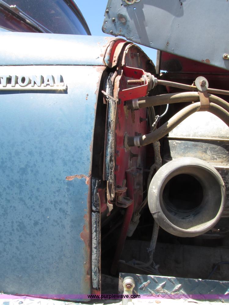 image for item F7415 1965 International M623CBE water truck