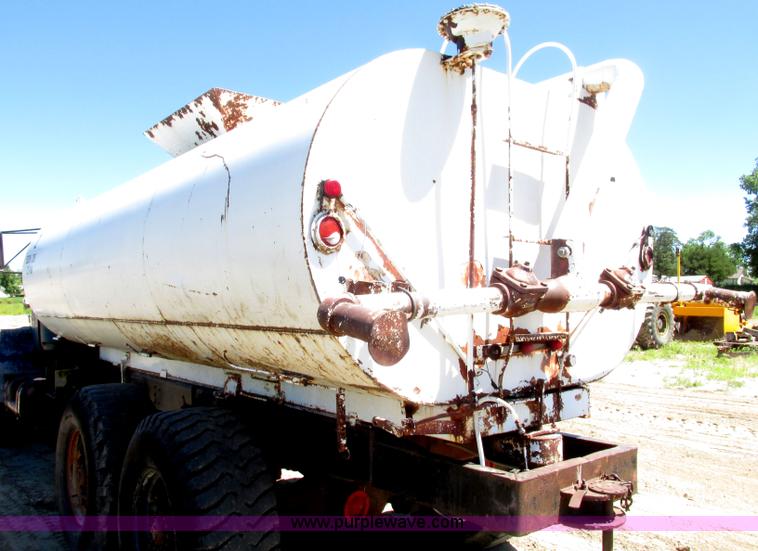 image for item F7415 1965 International M623CBE water truck