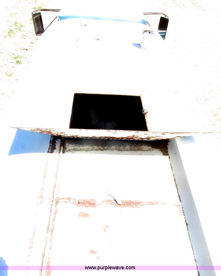 image for item F7415 1965 International M623CBE water truck