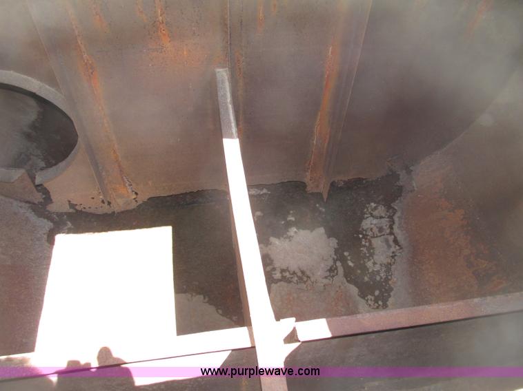 image for item F7415 1965 International M623CBE water truck