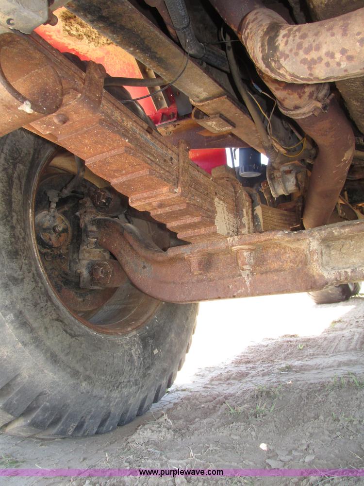 image for item F7415 1965 International M623CBE water truck