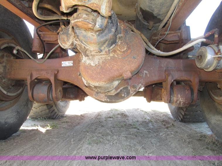 image for item F7415 1965 International M623CBE water truck