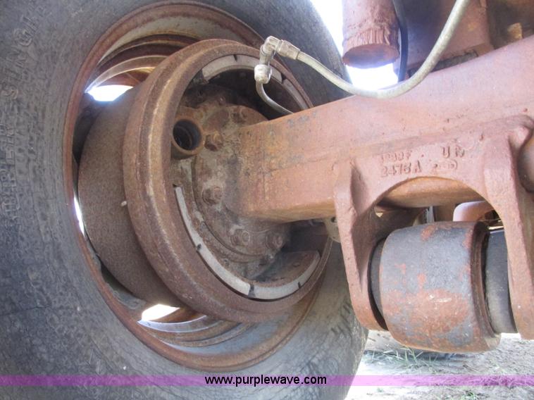 image for item F7415 1965 International M623CBE water truck