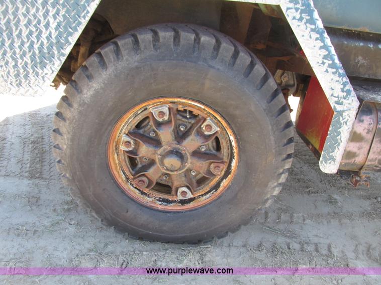 image for item F7415 1965 International M623CBE water truck