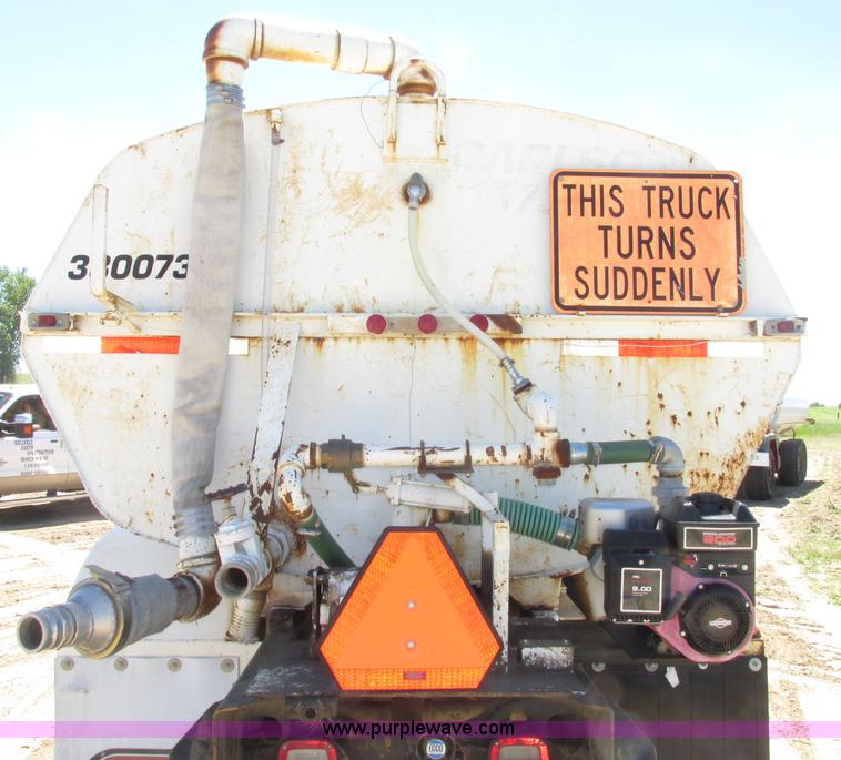 image for item F7416 1975 International Paystar 5000 water truck