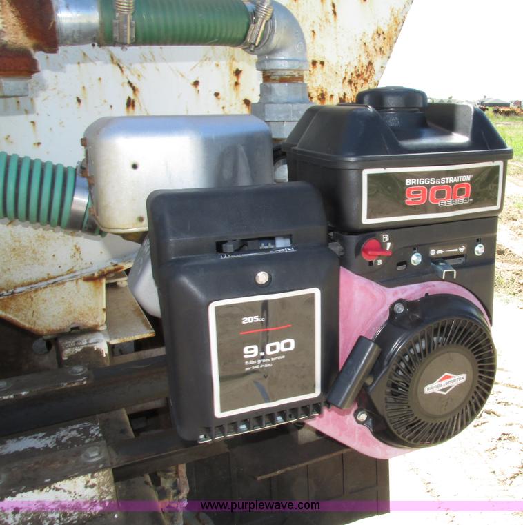 image for item F7416 1975 International Paystar 5000 water truck