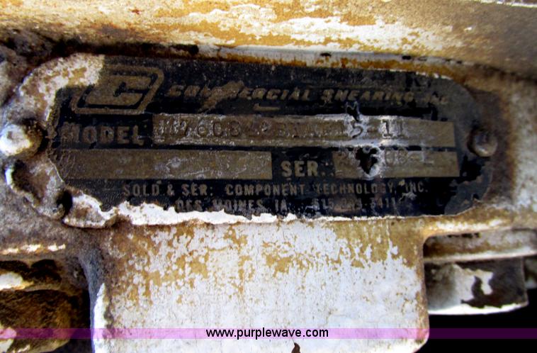 image for item F7416 1975 International Paystar 5000 water truck