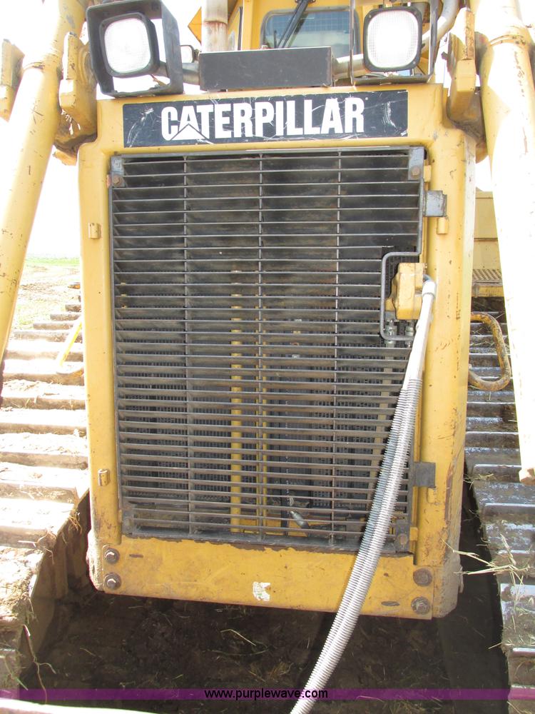 image for item F7433 1996 Caterpillar D6R LGP dozer