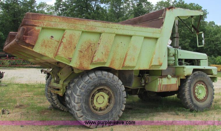 image for item G9264 1975 Euclid 207FD articulated haul truck