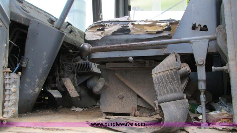 image for item G9264 1975 Euclid 207FD articulated haul truck