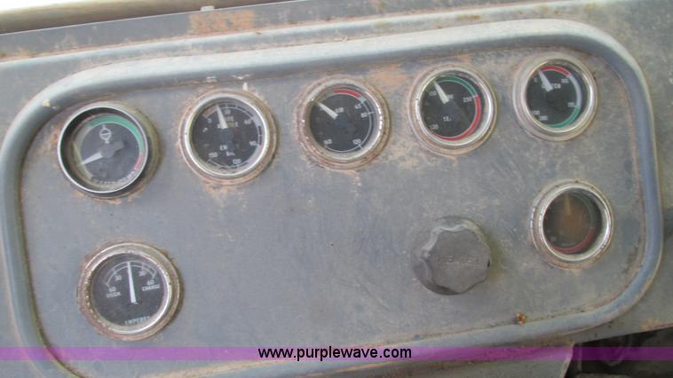 image for item G9264 1975 Euclid 207FD articulated haul truck