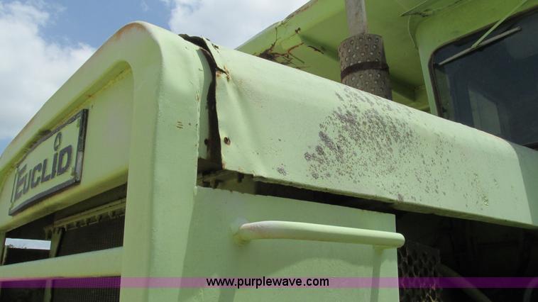 image for item G9264 1975 Euclid 207FD articulated haul truck