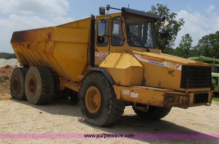 image for item G9265 1995 Moxy MT30R S-3 articulated haul truck