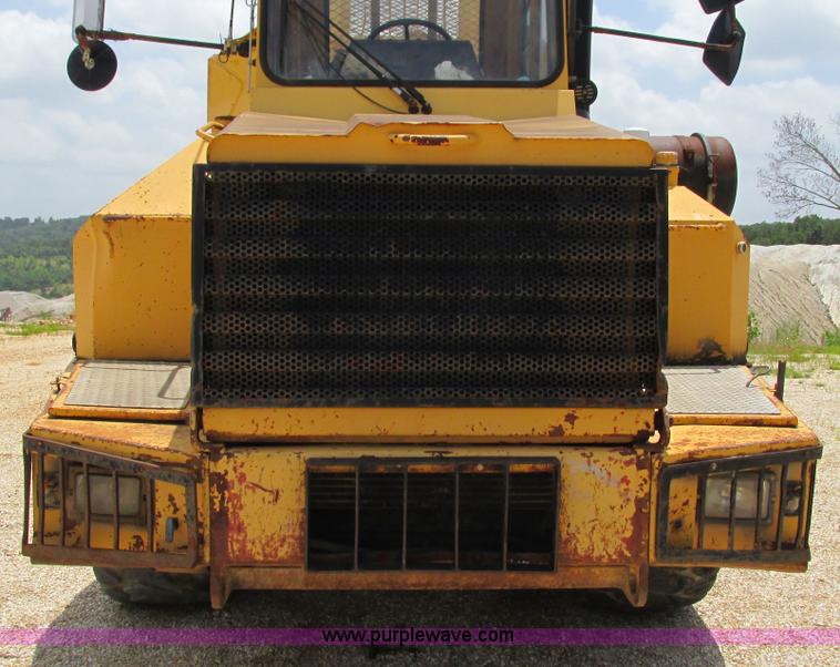 image for item G9265 1995 Moxy MT30R S-3 articulated haul truck