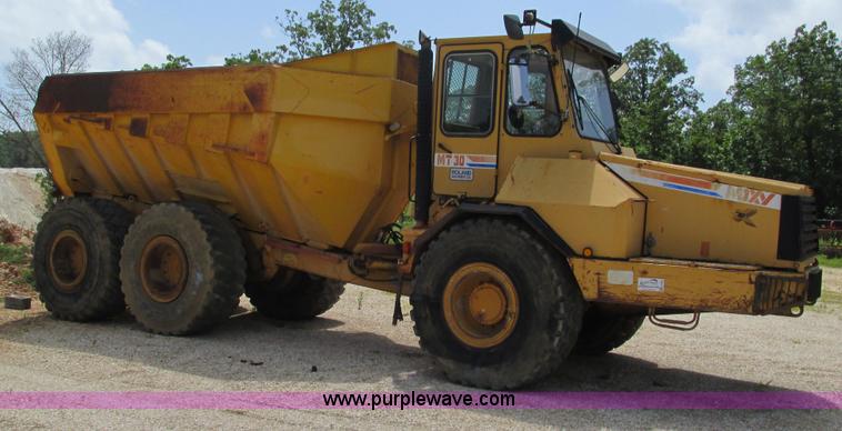 image for item G9265 1995 Moxy MT30R S-3 articulated haul truck