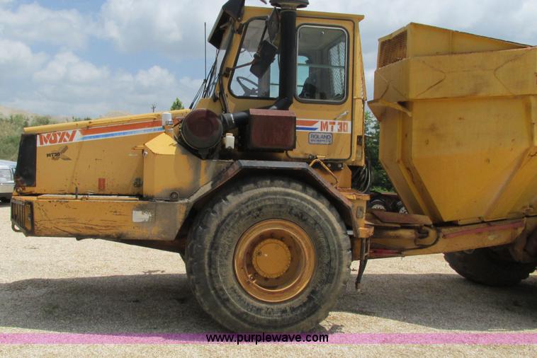 image for item G9265 1995 Moxy MT30R S-3 articulated haul truck
