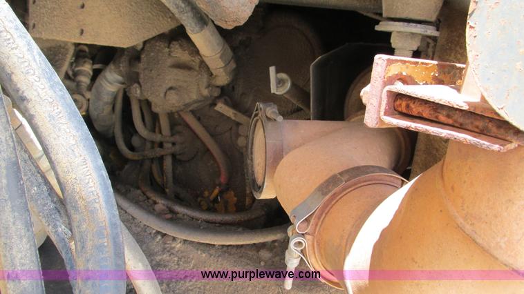 image for item G9265 1995 Moxy MT30R S-3 articulated haul truck