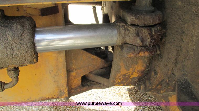 image for item G9265 1995 Moxy MT30R S-3 articulated haul truck