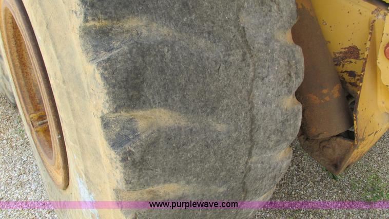 image for item G9265 1995 Moxy MT30R S-3 articulated haul truck