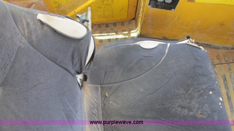 image for item G9265 1995 Moxy MT30R S-3 articulated haul truck