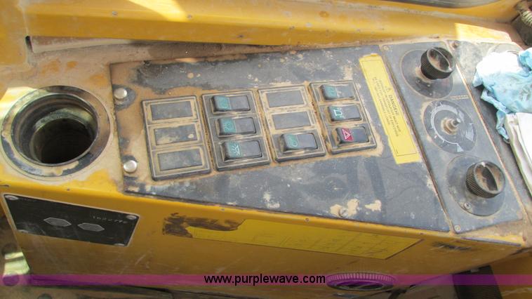 image for item G9265 1995 Moxy MT30R S-3 articulated haul truck