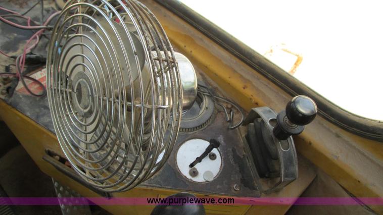 image for item G9265 1995 Moxy MT30R S-3 articulated haul truck