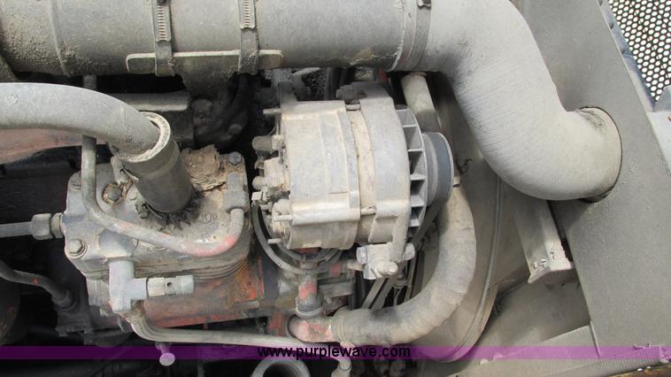 image for item G9265 1995 Moxy MT30R S-3 articulated haul truck