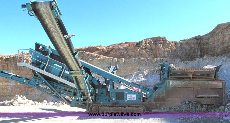 image for item G9266 2008 Powerscreen Chieftain 1700 mobile screen