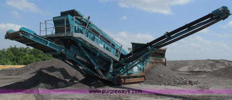 image for item G9266 2008 Powerscreen Chieftain 1700 mobile screen
