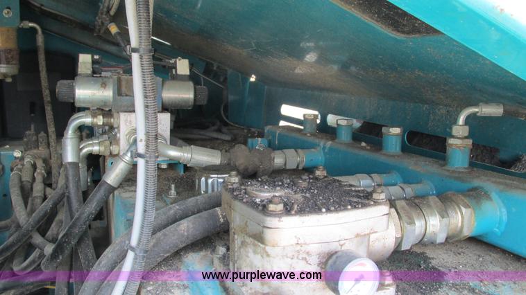 image for item G9266 2008 Powerscreen Chieftain 1700 mobile screen