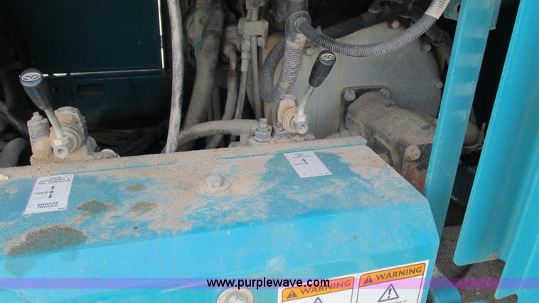 image for item G9266 2008 Powerscreen Chieftain 1700 mobile screen