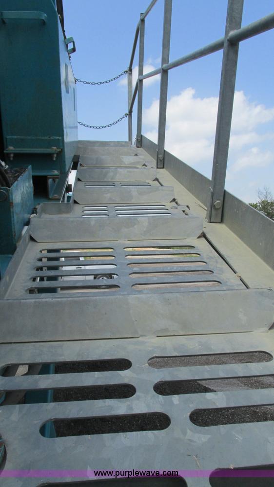 image for item G9266 2008 Powerscreen Chieftain 1700 mobile screen