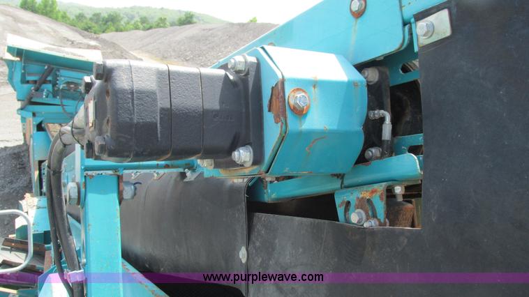 image for item G9266 2008 Powerscreen Chieftain 1700 mobile screen