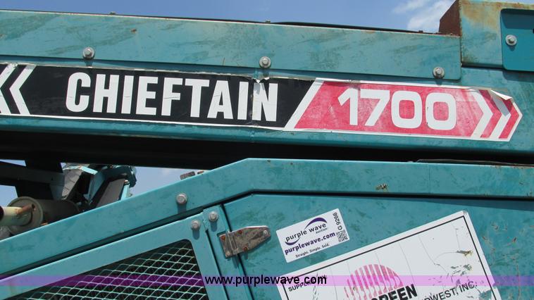 image for item G9266 2008 Powerscreen Chieftain 1700 mobile screen