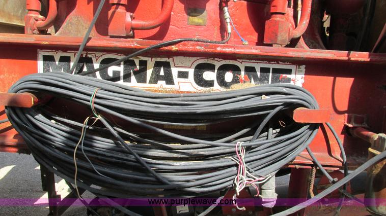 image for item G9267 1993 Pioneer M6000 Magna Cone crusher