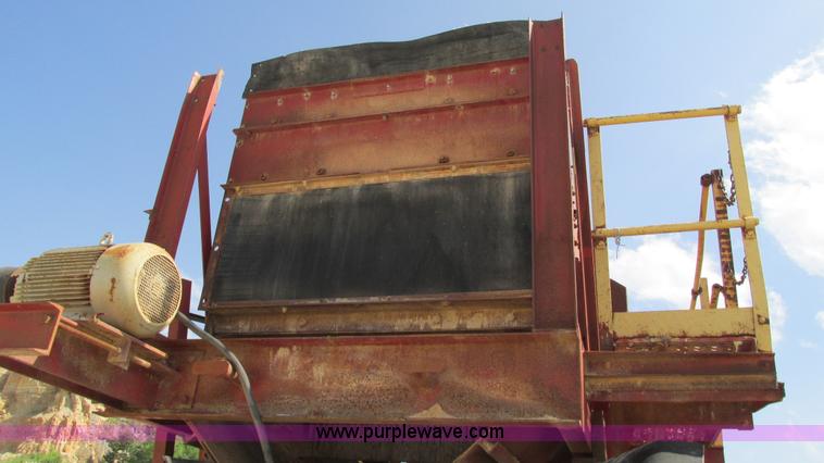 image for item G9267 1993 Pioneer M6000 Magna Cone crusher