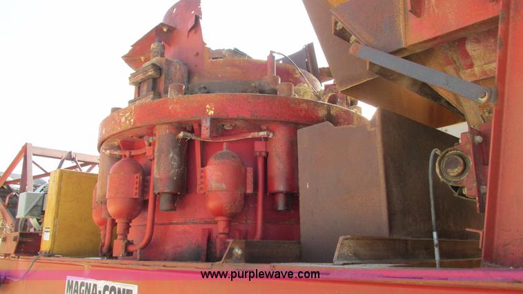 image for item G9267 1993 Pioneer M6000 Magna Cone crusher