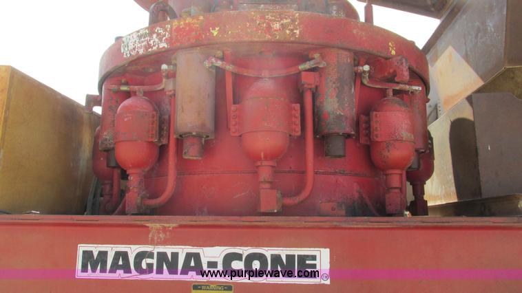 image for item G9267 1993 Pioneer M6000 Magna Cone crusher