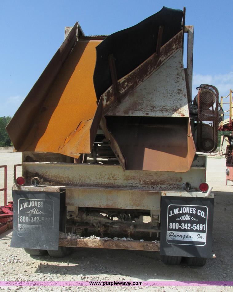 image for item G9268 2006 Trio 620-3 portable screen plant