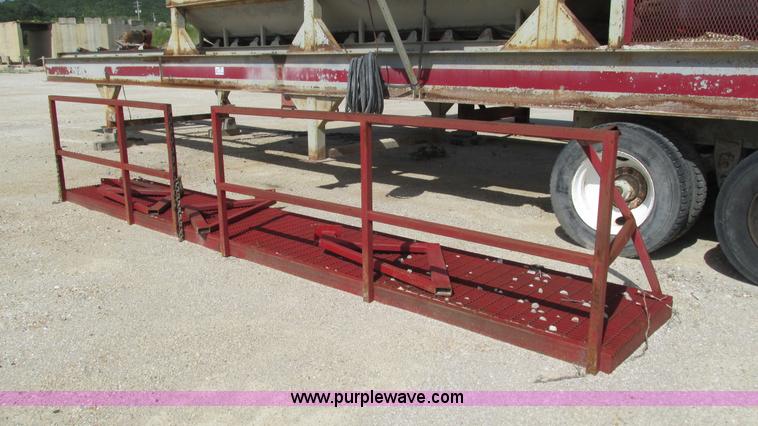 image for item G9268 2006 Trio 620-3 portable screen plant